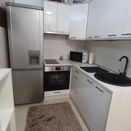 City Center's Lovely Place Appartement